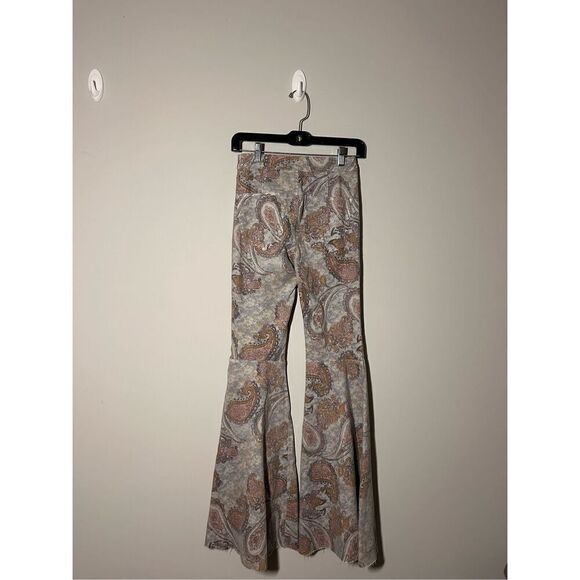 Free People limestone paisley flare legged pants size 25 C4-8 - Picture 2 of 5